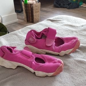 Nike Pink and White Sporty Sandals